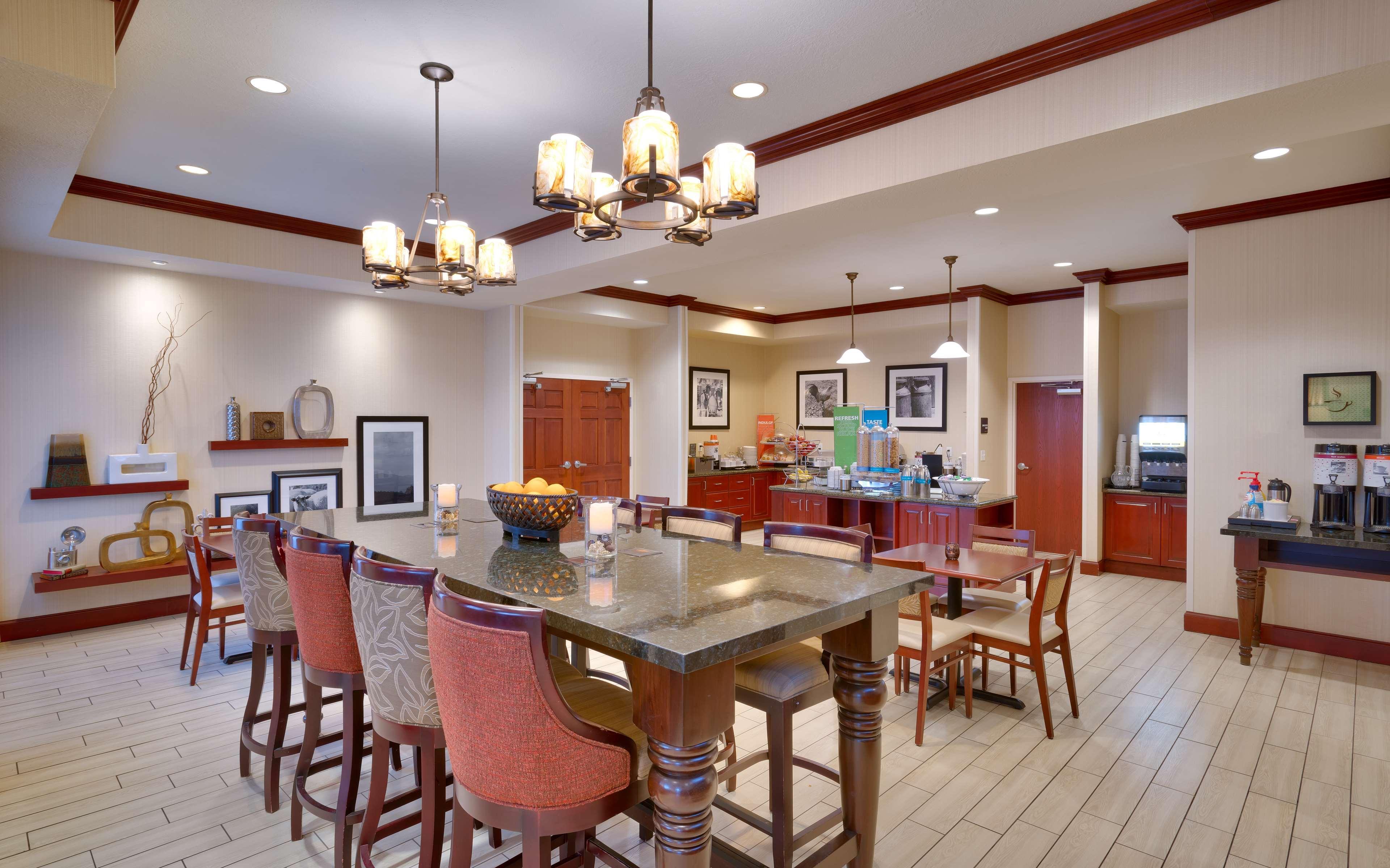 Hampton Inn Tremonton Eksteriør bilde